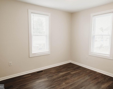 233 Leon Avenue - Photo Thumbnail 15