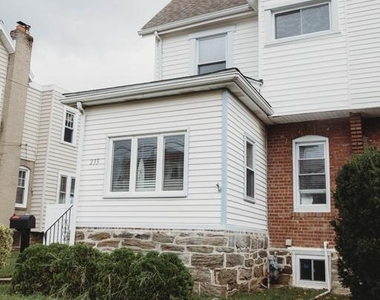 233 Leon Avenue - Photo Thumbnail 3