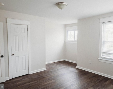 233 Leon Avenue - Photo Thumbnail 12