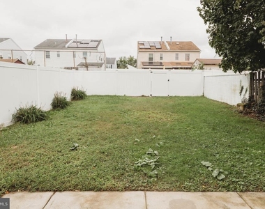 233 Leon Avenue - Photo Thumbnail 19