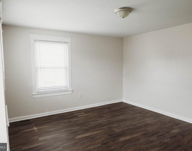 233 Leon Avenue - Photo Thumbnail 16