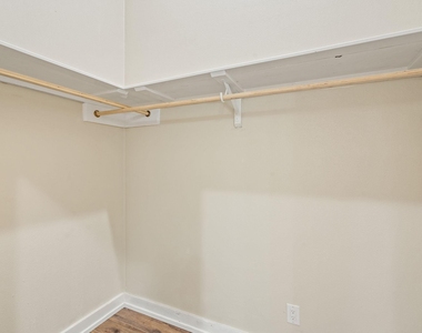 104 E 2nd St - Photo Thumbnail 29