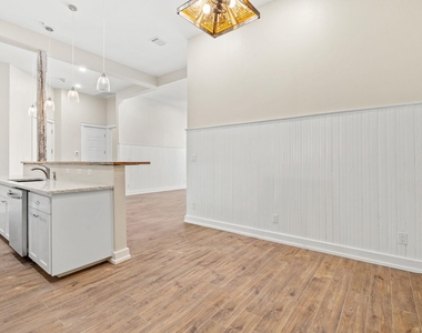 104 E 2nd St - Photo Thumbnail 21