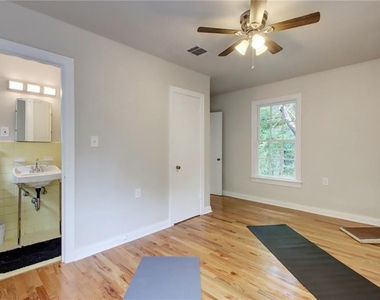 3103 Dancy St - Photo Thumbnail 21