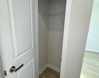 2552 Baydon Lane - Photo Thumbnail 2