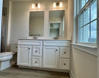 2552 Baydon Lane - Photo Thumbnail 23