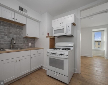305 S Main Street - Photo Thumbnail 1