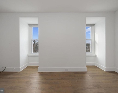 305 S Main Street - Photo Thumbnail 4