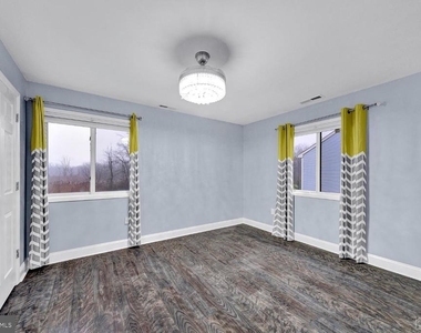 914 Aspen Drive - Photo Thumbnail 10
