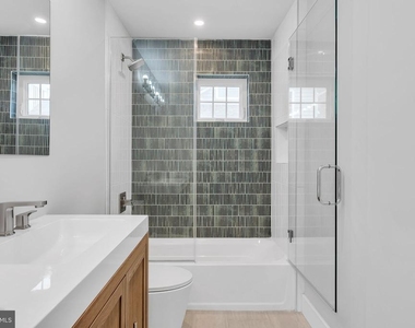 167 Chelsea Avenue - Photo Thumbnail 11