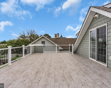 167 Chelsea Avenue - Photo Thumbnail 18