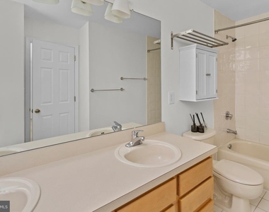 103 Ely Crescent - Photo Thumbnail 21