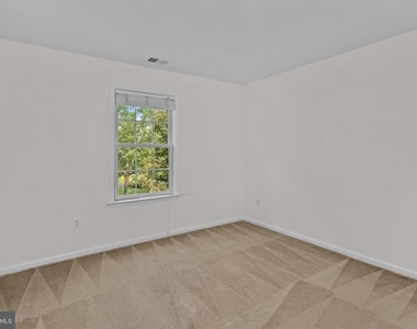 103 Ely Crescent - Photo Thumbnail 22