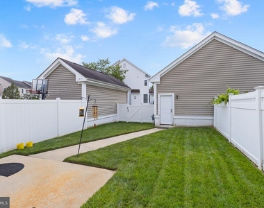 103 Ely Crescent - Photo Thumbnail 30