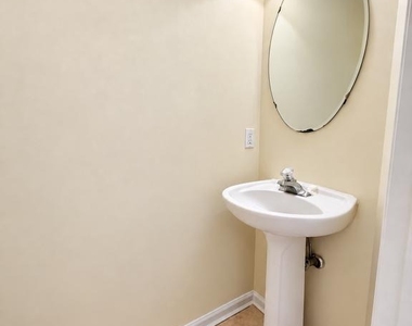 6 Clemens Lane - Photo Thumbnail 3