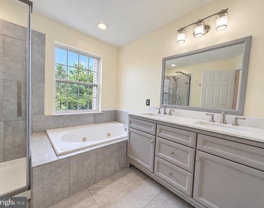 6 Clemens Lane - Photo Thumbnail 16