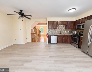 6 Clemens Lane - Photo Thumbnail 9
