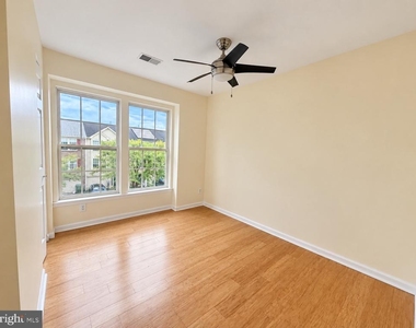 6 Clemens Lane - Photo Thumbnail 22