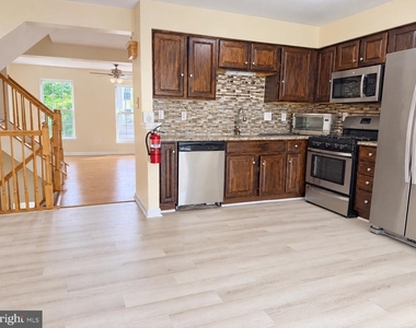 6 Clemens Lane - Photo Thumbnail 10
