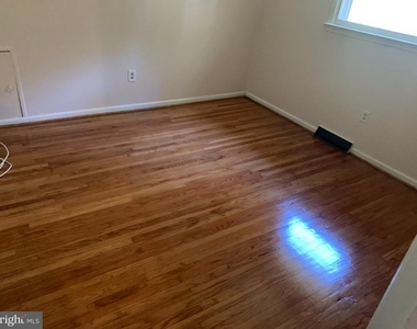 301 Lehigh Road N - Photo Thumbnail 12