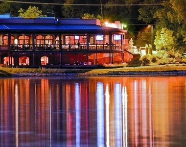 11 Spencer Way - Photo Thumbnail 15