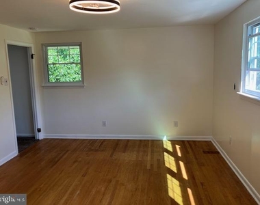 154 Laureba Avenue - Photo Thumbnail 13