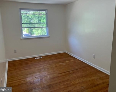 154 Laureba Avenue - Photo Thumbnail 12