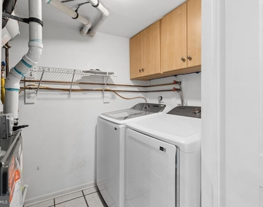 932 Chanticleer Drive - Photo Thumbnail 10