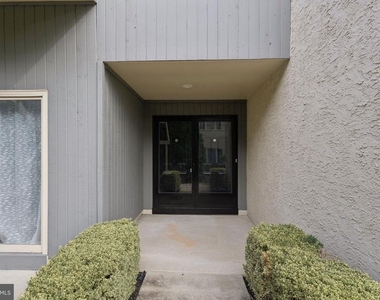 932 Chanticleer Drive - Photo Thumbnail 27
