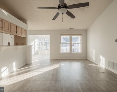 35 Inverness Circle - Photo Thumbnail 9