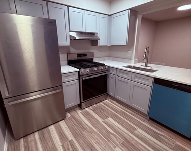 244 Everly Court - Photo Thumbnail 4