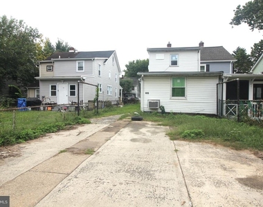 825 W 2nd Street W - Photo Thumbnail 35