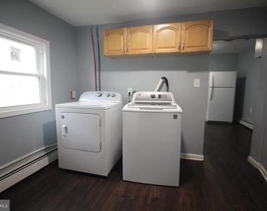 825 W 2nd Street W - Photo Thumbnail 10