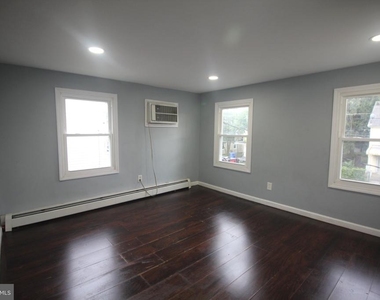 825 W 2nd Street W - Photo Thumbnail 21