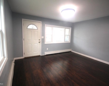 825 W 2nd Street W - Photo Thumbnail 11