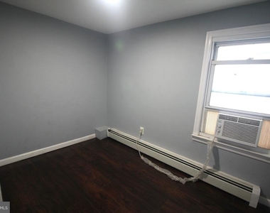 825 W 2nd Street W - Photo Thumbnail 24