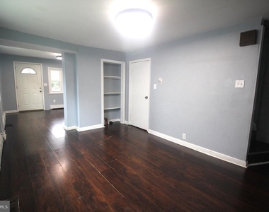 825 W 2nd Street W - Photo Thumbnail 17