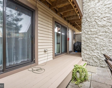 105 120th Street - Photo Thumbnail 25