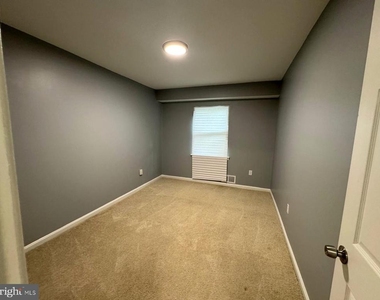 1861 Addison Road S - Photo Thumbnail 9