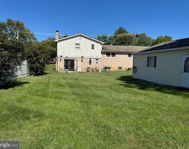 9507 Fort Foote Road - Photo Thumbnail 14