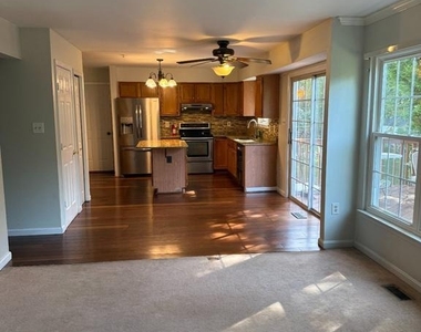 8207 Birdsong Drive - Photo Thumbnail 48