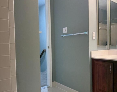 8207 Birdsong Drive - Photo Thumbnail 34