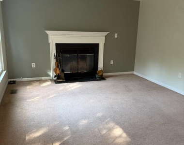 8207 Birdsong Drive - Photo Thumbnail 49