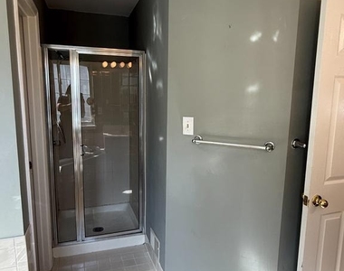 8207 Birdsong Drive - Photo Thumbnail 39