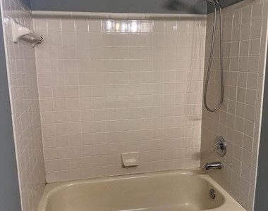 8207 Birdsong Drive - Photo Thumbnail 35