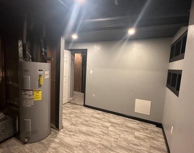 8207 Birdsong Drive - Photo Thumbnail 19
