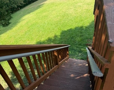 8207 Birdsong Drive - Photo Thumbnail 43