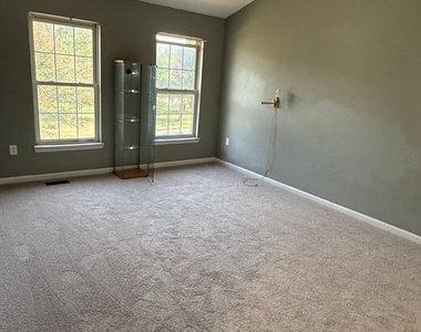 8207 Birdsong Drive - Photo Thumbnail 36