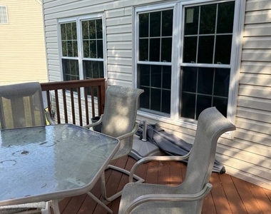 8207 Birdsong Drive - Photo Thumbnail 42
