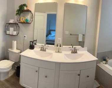 213 Lyons Creek Drive - Photo Thumbnail 7